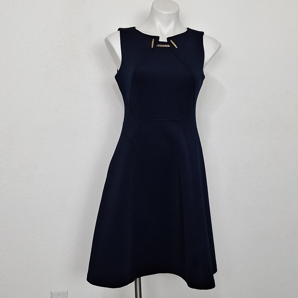 Ivana Trump Preppy Business Casual Navy Blue Sleeveless Career Dress Size 4